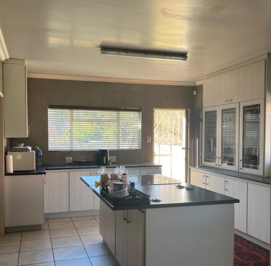 3 Bedroom Property for Sale in Wilkoppies North West